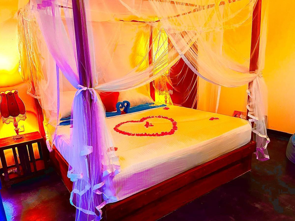 Amba Kola Udawalawa Hotel Udawalawe Buitenkant foto