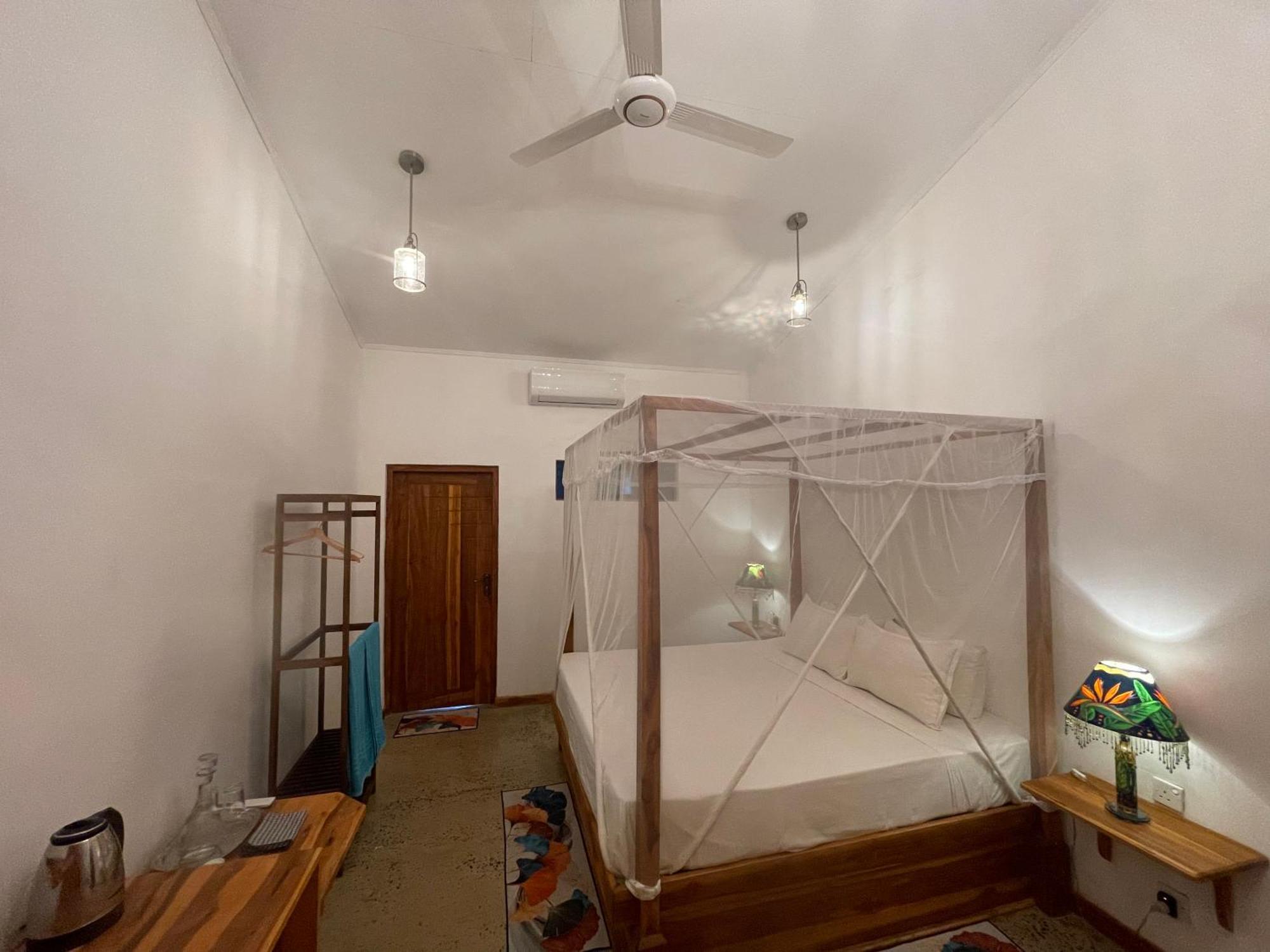 Amba Kola Udawalawa Hotel Udawalawe Buitenkant foto